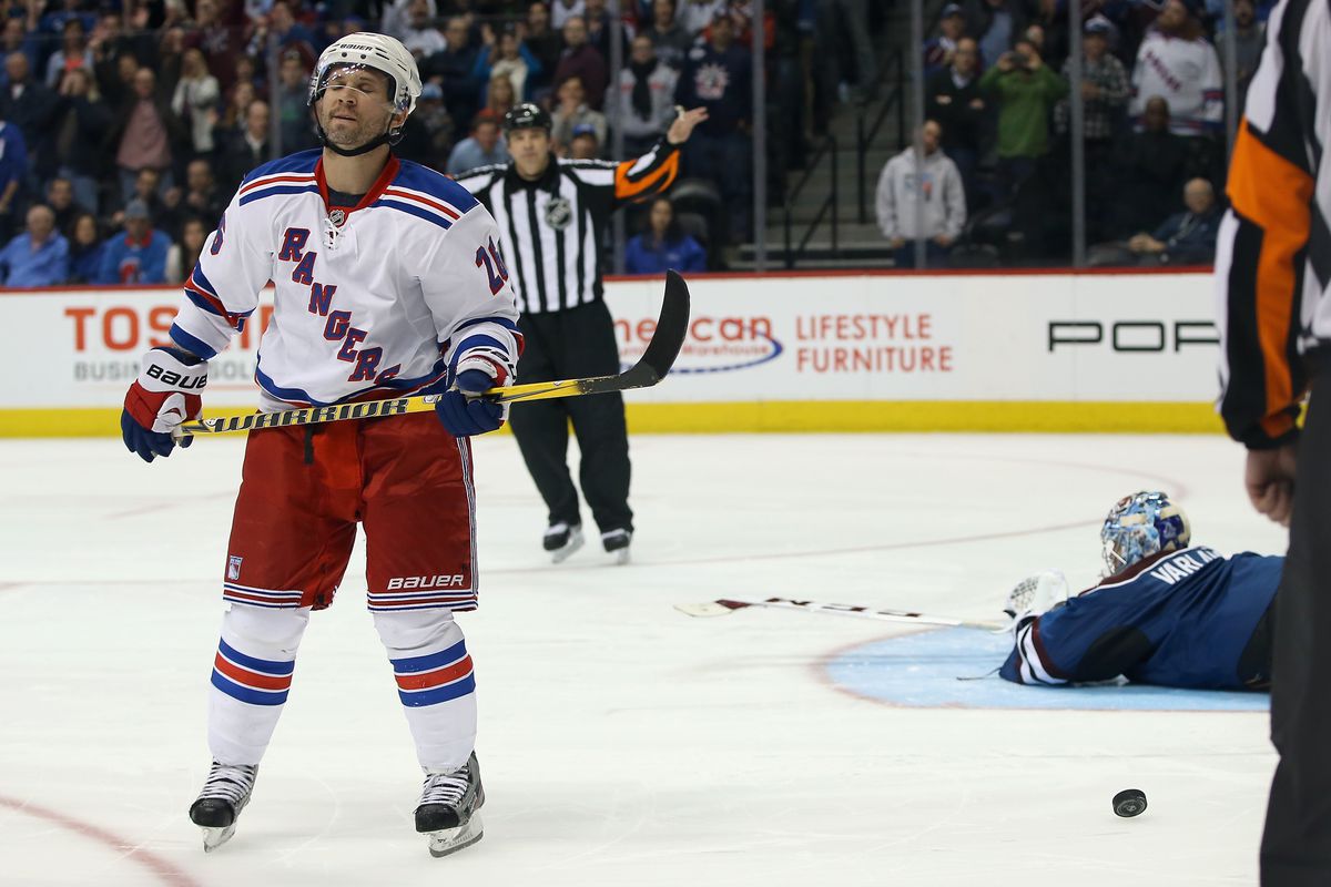 Martin St. Louis desperately tries to remember where he left his ability to score