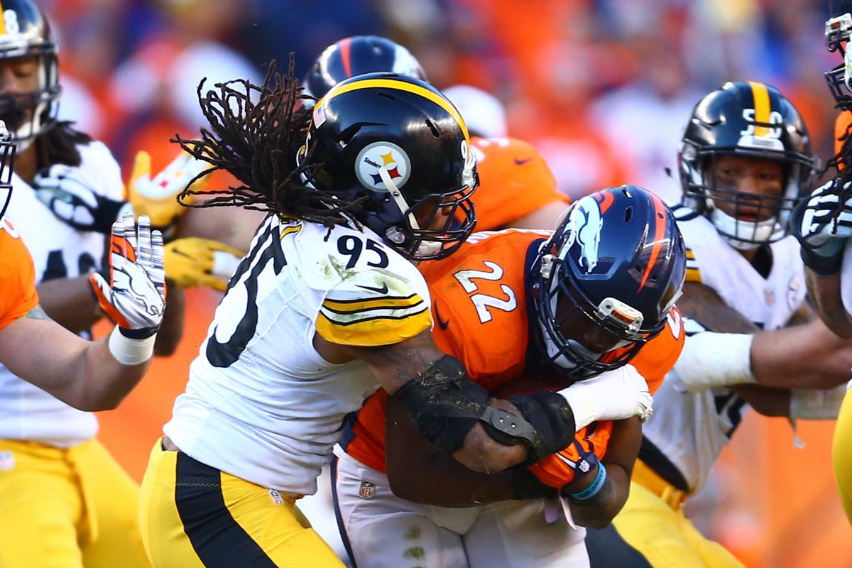 NFL: AFC Divisional-Pittsburgh Steelers at Denver Broncos