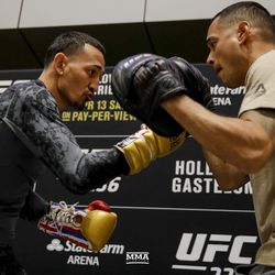 Max Holloway at UFC 236 open workouts.