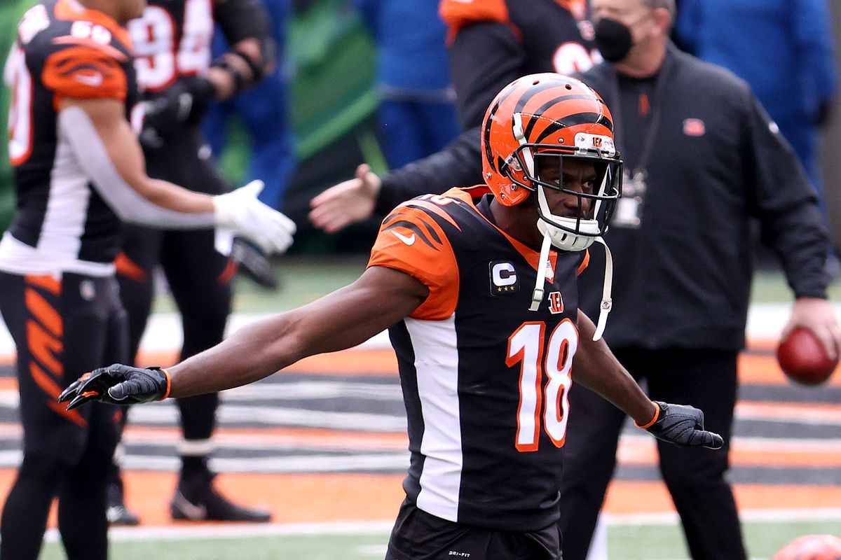 Wide receiver A.J. Green #18 of the Cincinnati Bengals warms up before the start of the Bengals and Baltimore Ravens game at Paul Brown Stadium on January 03, 2021 in Cincinnati, Ohio.