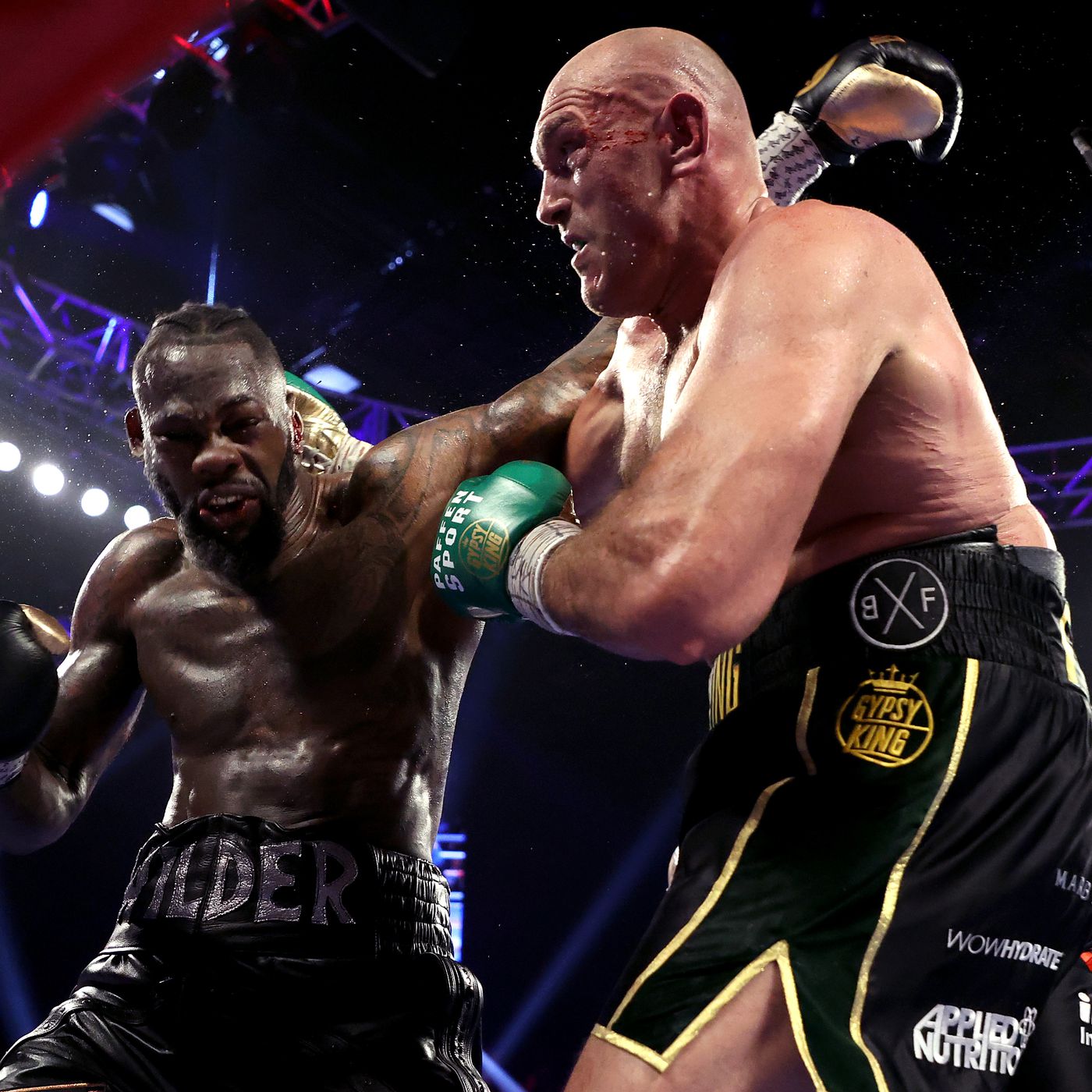 lugt Forbavselse frelsen Tyson Fury dominated Deontay Wilder in their rematch. Here's how -  SBNation.com