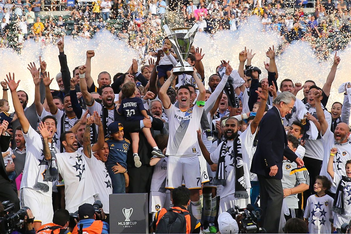 2014 MLS Cup - New England Revolution v Los Angeles Galaxy