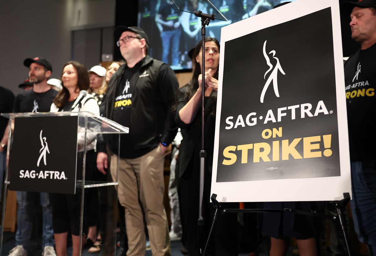 Actors Set to Join Writers On Strike As SAG-AFTRA Contract Negotiations Collapse