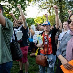 A crowd gathers in Harrison Park, Pilsen on June 29, 2018 to march for the abolishment of ICE. I Maria de la Guardia/Sun-Times