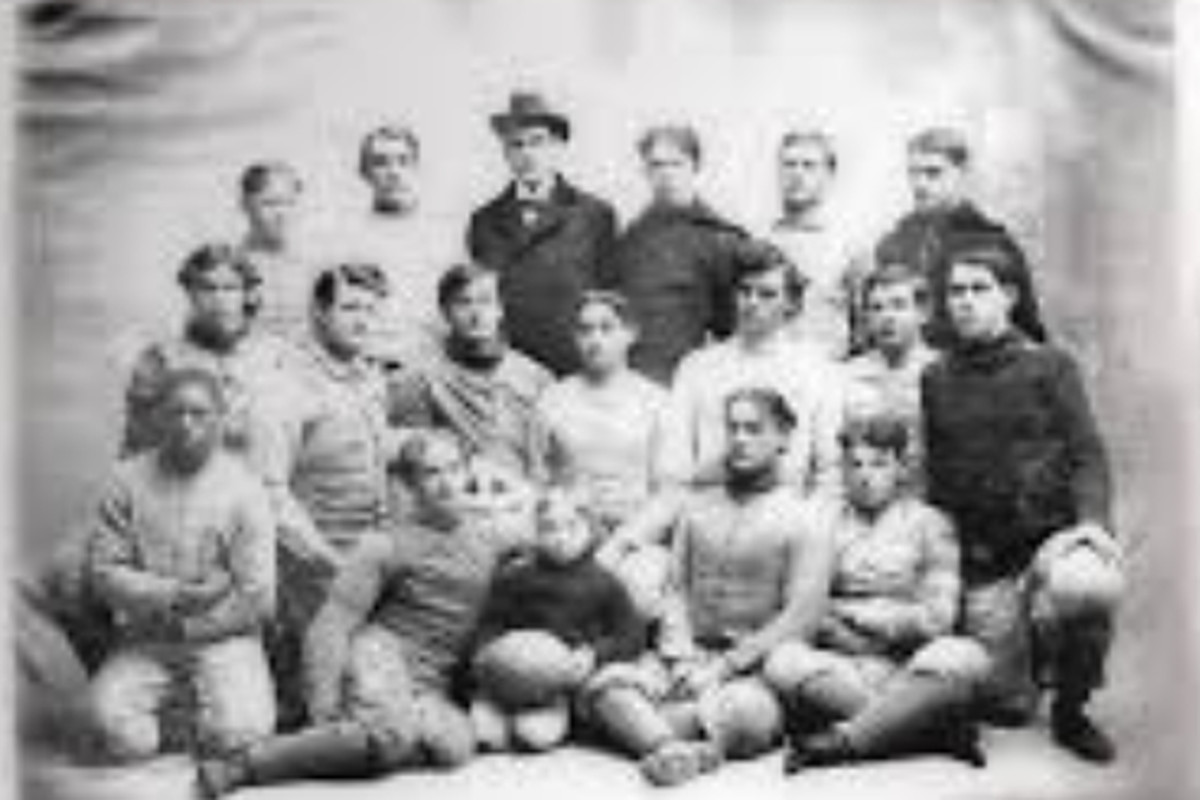 The 1897 Washburn football team, which whipped the good guys.