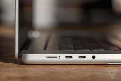 MagSafe on new MacBook Pro