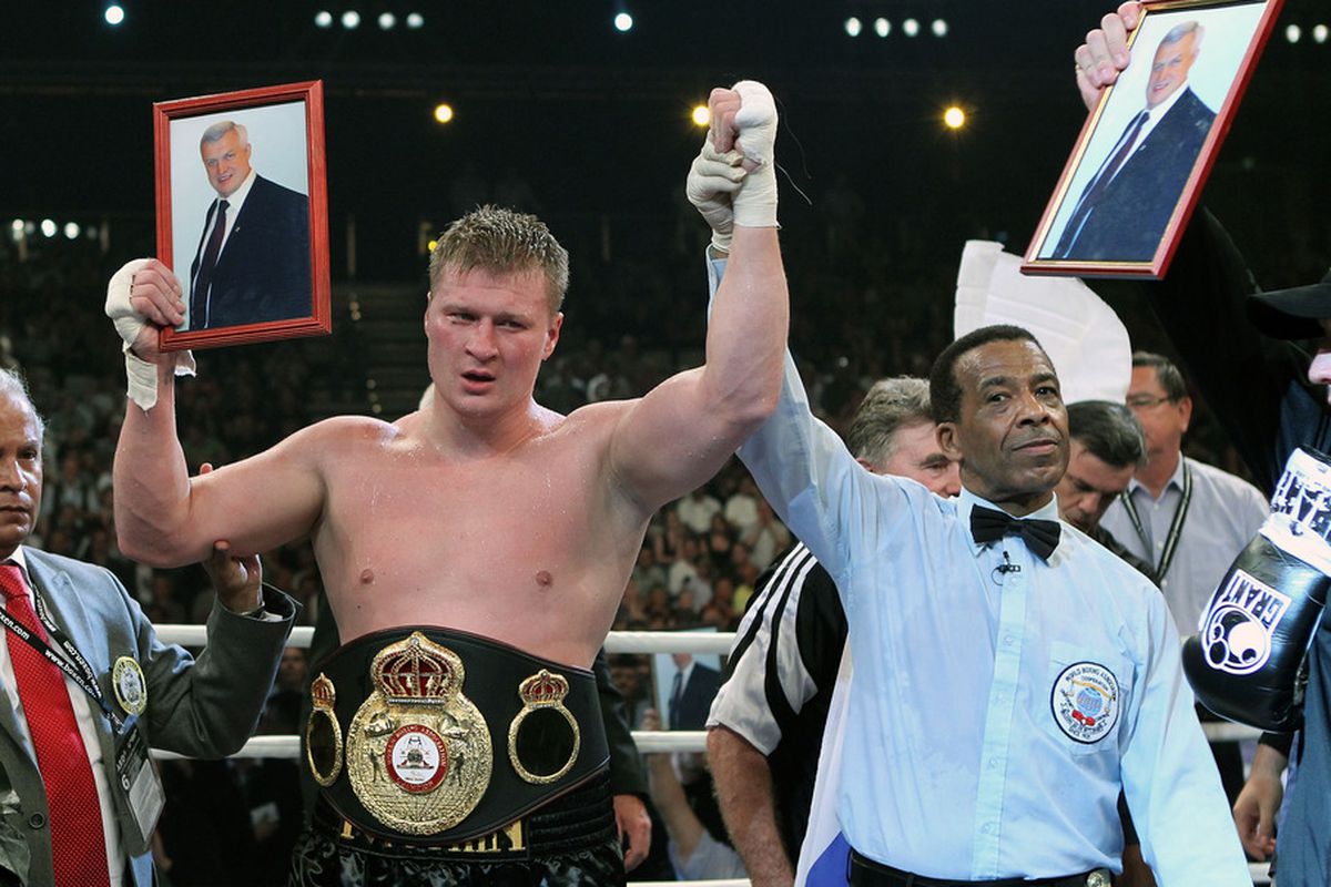 Alexander Povetkin will defend his WBA belt against Cedric Boswell on December 3 in Finland. (Photo by Boris Streubel/Bongarts/Getty Images)