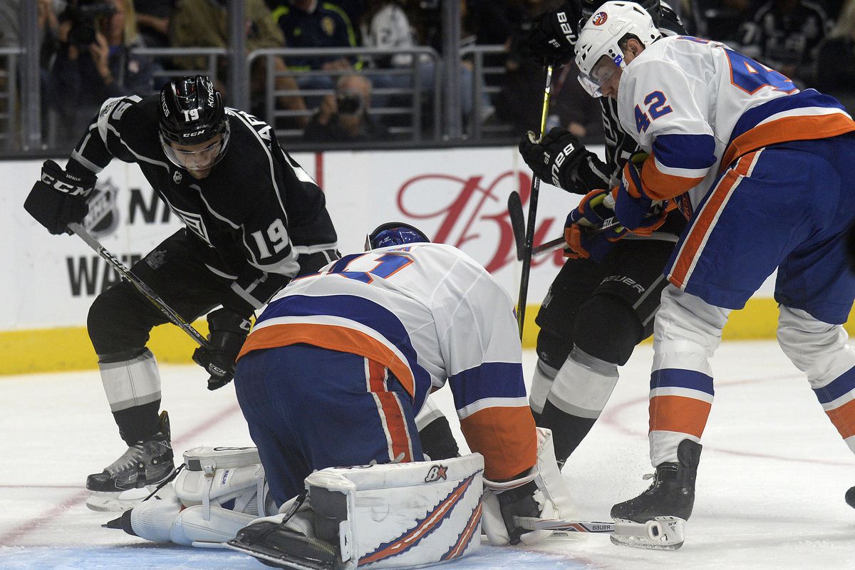 NHL: New York Islanders at Los Angeles Kings