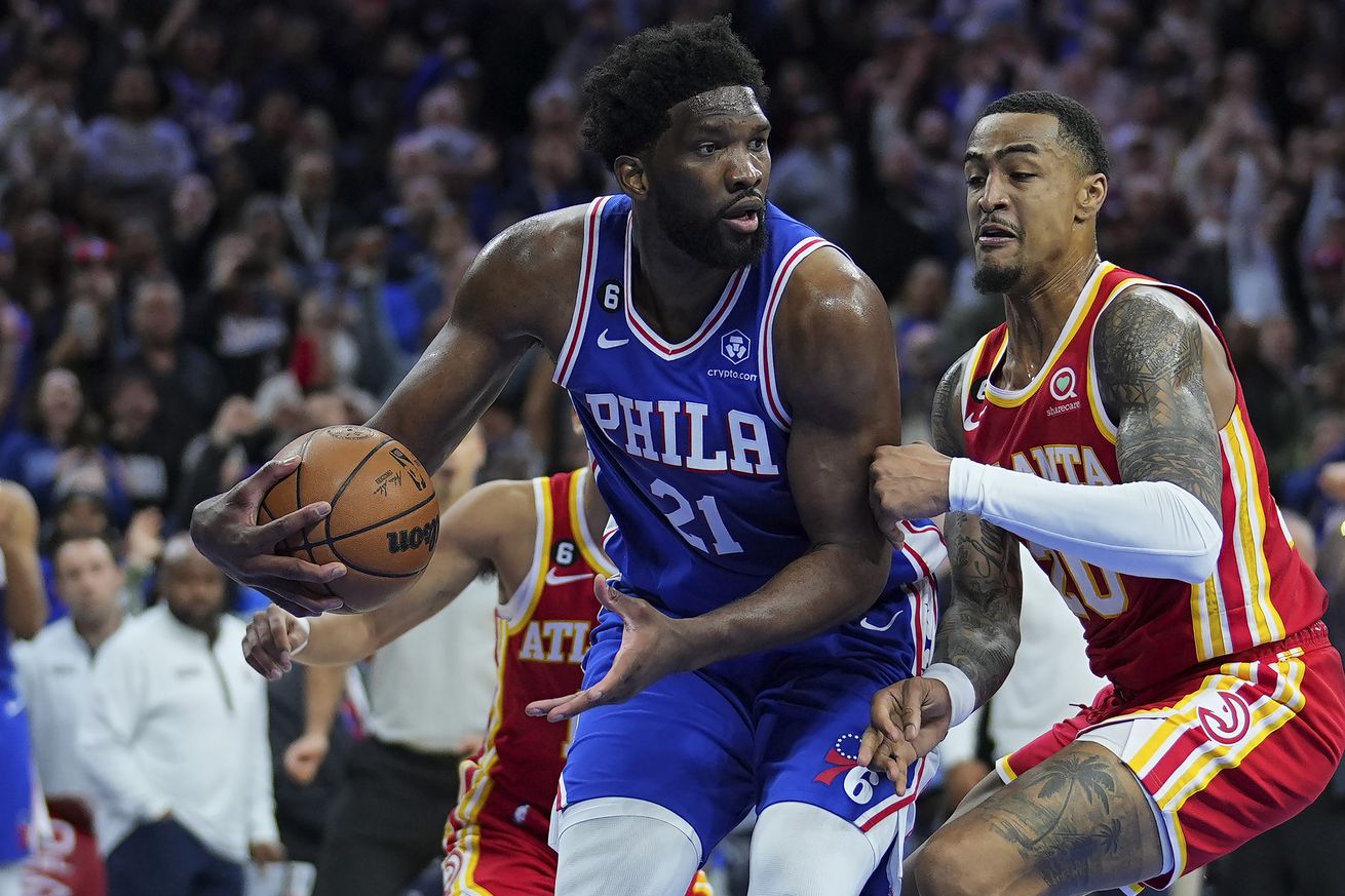 Hawks fall short in fourth quarter, lose to 76ers 104-101