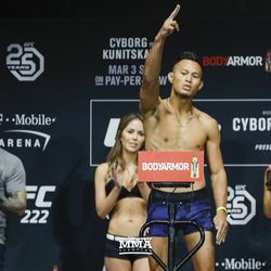 Andre Soukhamthath poses at UFC 222 weigh-ins.