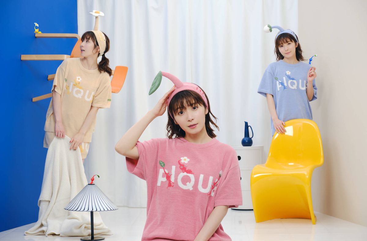 The model Mayu Matsuoka is showing off some of Gelato Pique’s new Pikmin-themed clothing, including T-shirts and headbands that are in different colors, corresponding to some of the Pikmin’s coloring.