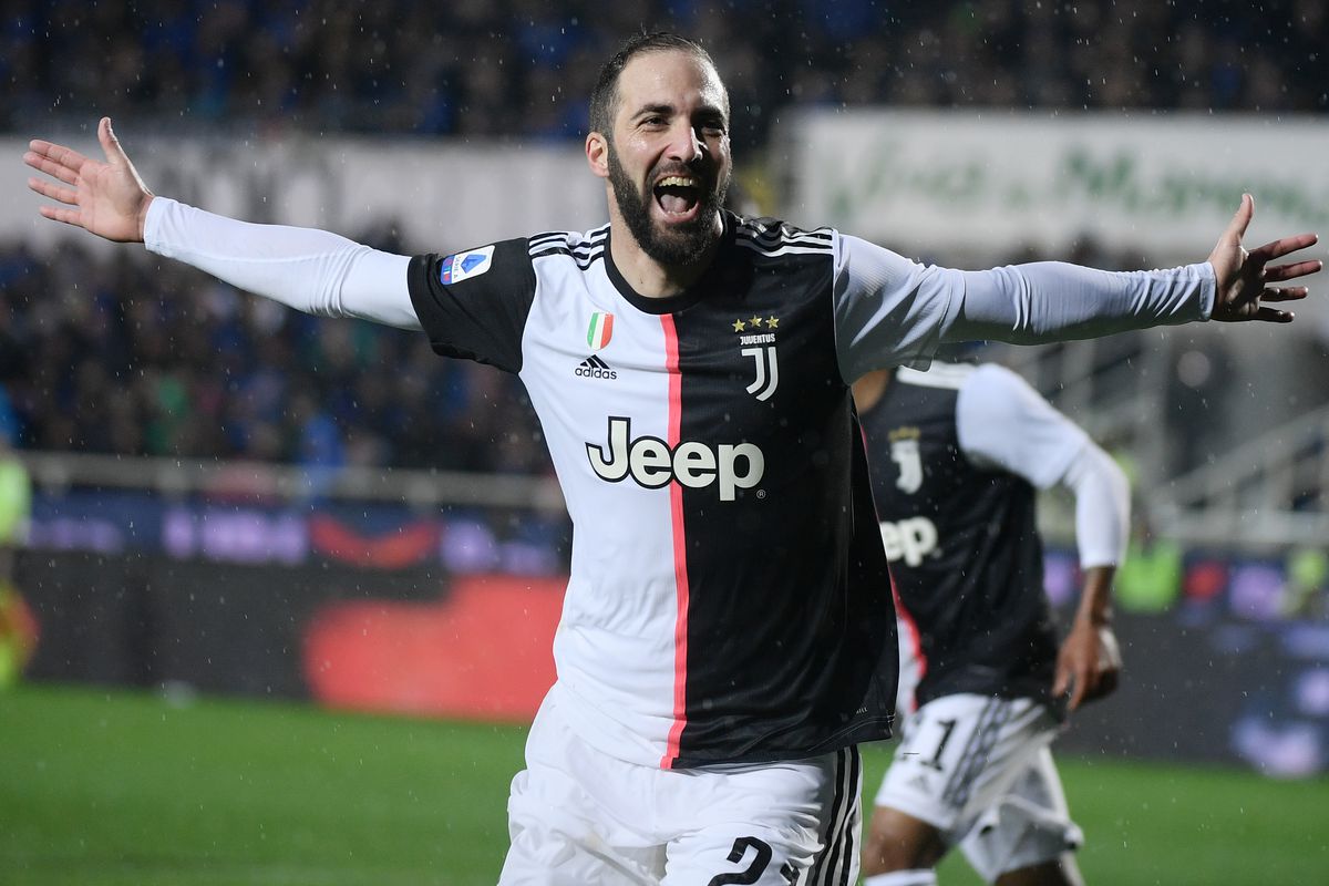 Gonzalo Higuain of Juventus FC celebrate after scoring a...