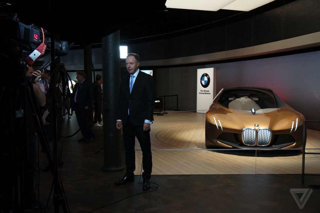 BMW Vision Next 100 gallery
