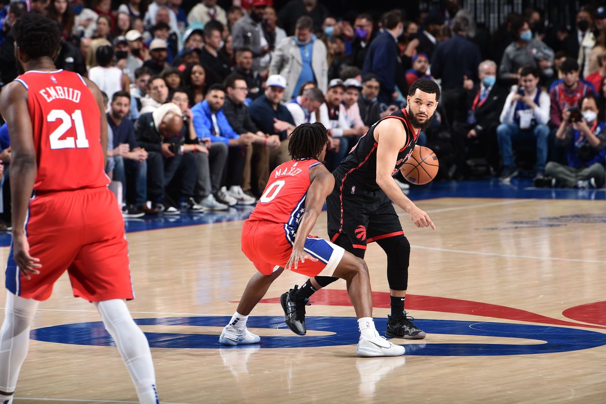 Fred VanVleet #23 of the Toronto Raptors handles the ball during the game against the Philadelphia 76ers during Round 1 Game 2 of the 2022 NBA Playoffs on April 18, 2022 at the Wells Fargo Center in Philadelphia, Pennsylvania.