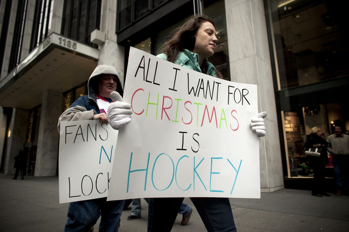 Hockey Fans Protest Outside NHL Offices