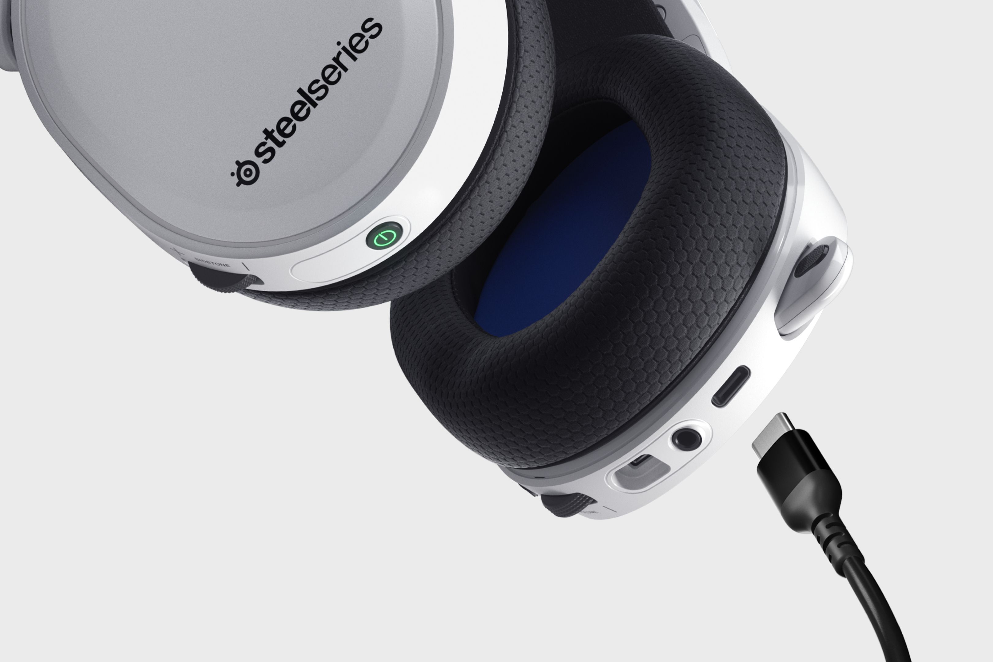 verrader Interactie Bijdrage SteelSeries' latest headsets have better battery life and USB-C charging -  The Verge