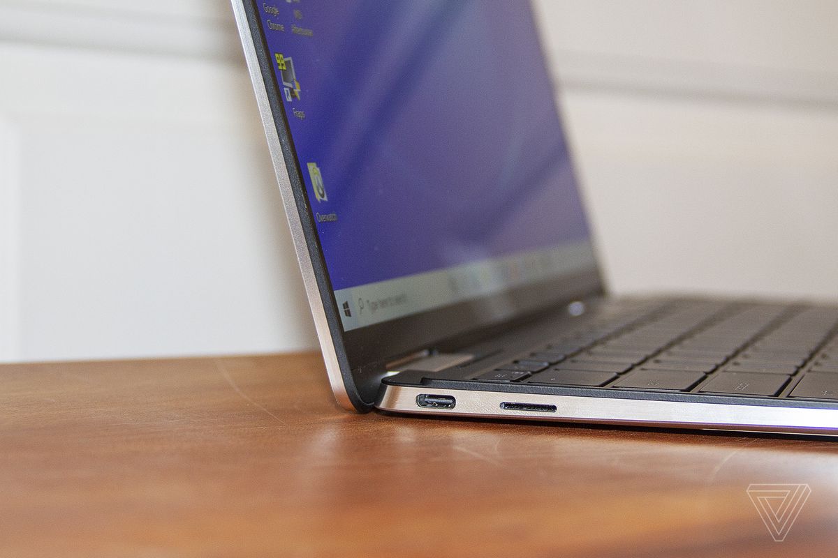 The right side of the Dell XPS 13 2-in-1.