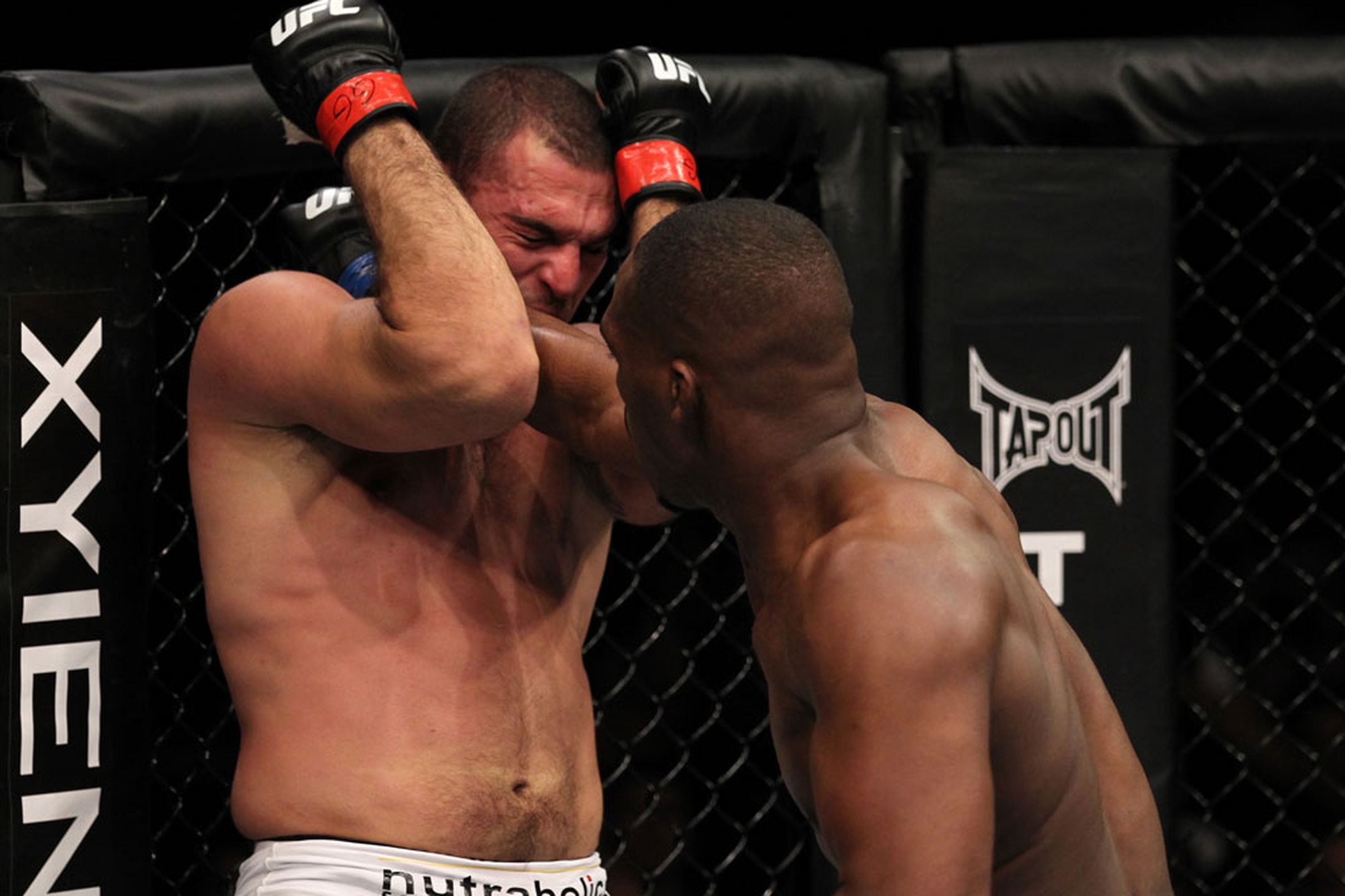UFC 128 Results: Jon Jones Era Begins Plus MMA News Round Up - Bloody Elbow