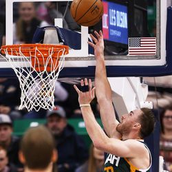 Utah Jazz forward Gordon Hayward (20) catches a pass and puts in the shot as the Utah Jazz and the Sacramento Kings play at Vivint Arena in Salt Lake City on Saturday, Dec. 10, 2016.