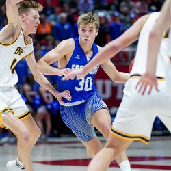 Fremont and Davis compete in the 6A boys basketball championship game at the Huntsman Center in Salt Lake City on Saturday, Feb. 29, 2020.
