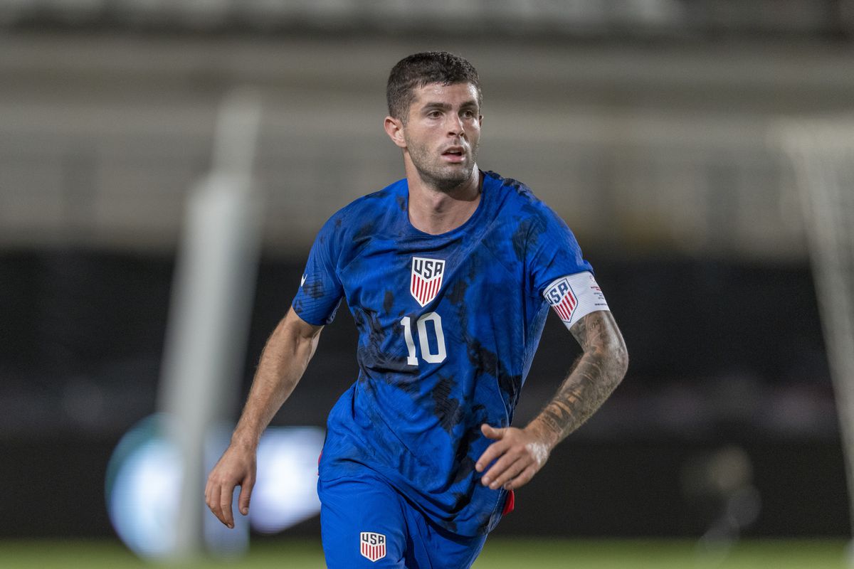 MURCIA, SPAIN - SEPTEMBER 27: Christian Pulisic #10 of the United States sprints during a game between Saudi Arabia and USMNT at Estadio Nueva Condomina on September 27, 2022 in Murcia, Spain.