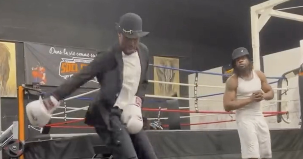 Missed Fists: Comedian channels Michael Jackson in hilarious MMA training video thumbnail