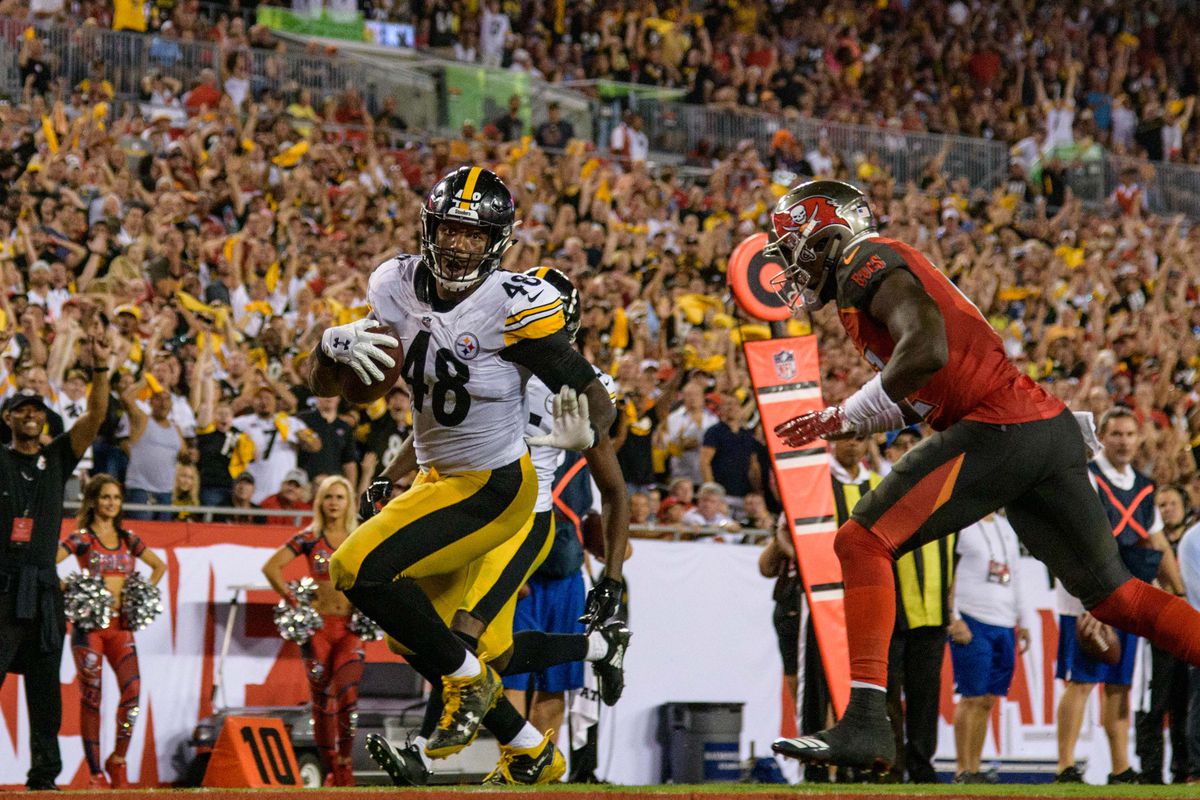 NFL: Pittsburgh Steelers at Tampa Bay Buccaneers
