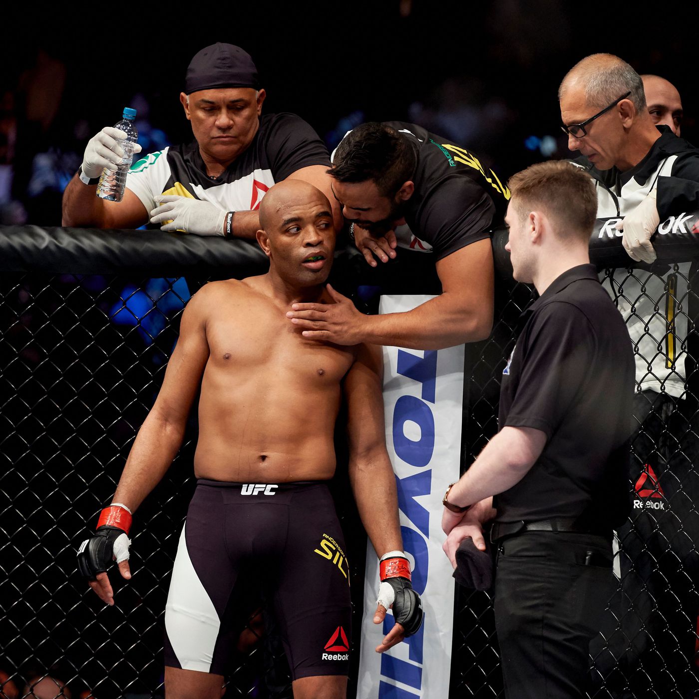 Anderson Silva's coach on Logan Paul fight: 'Anderson will knock him out' -  