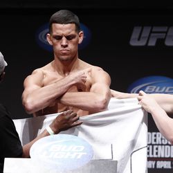 UFC on FOX 7 weigh-in photos