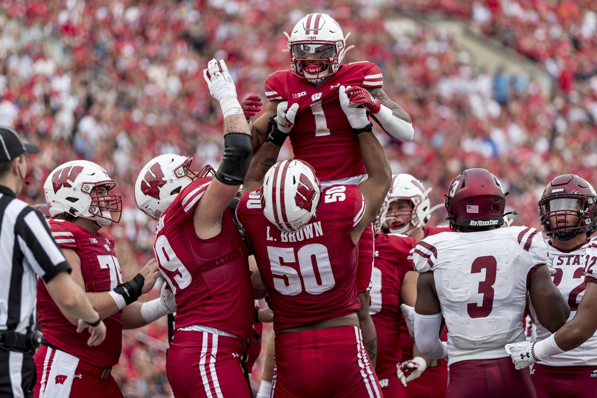 COLLEGE FOOTBALL: SEP 17 New Mexico State at Wisconsin