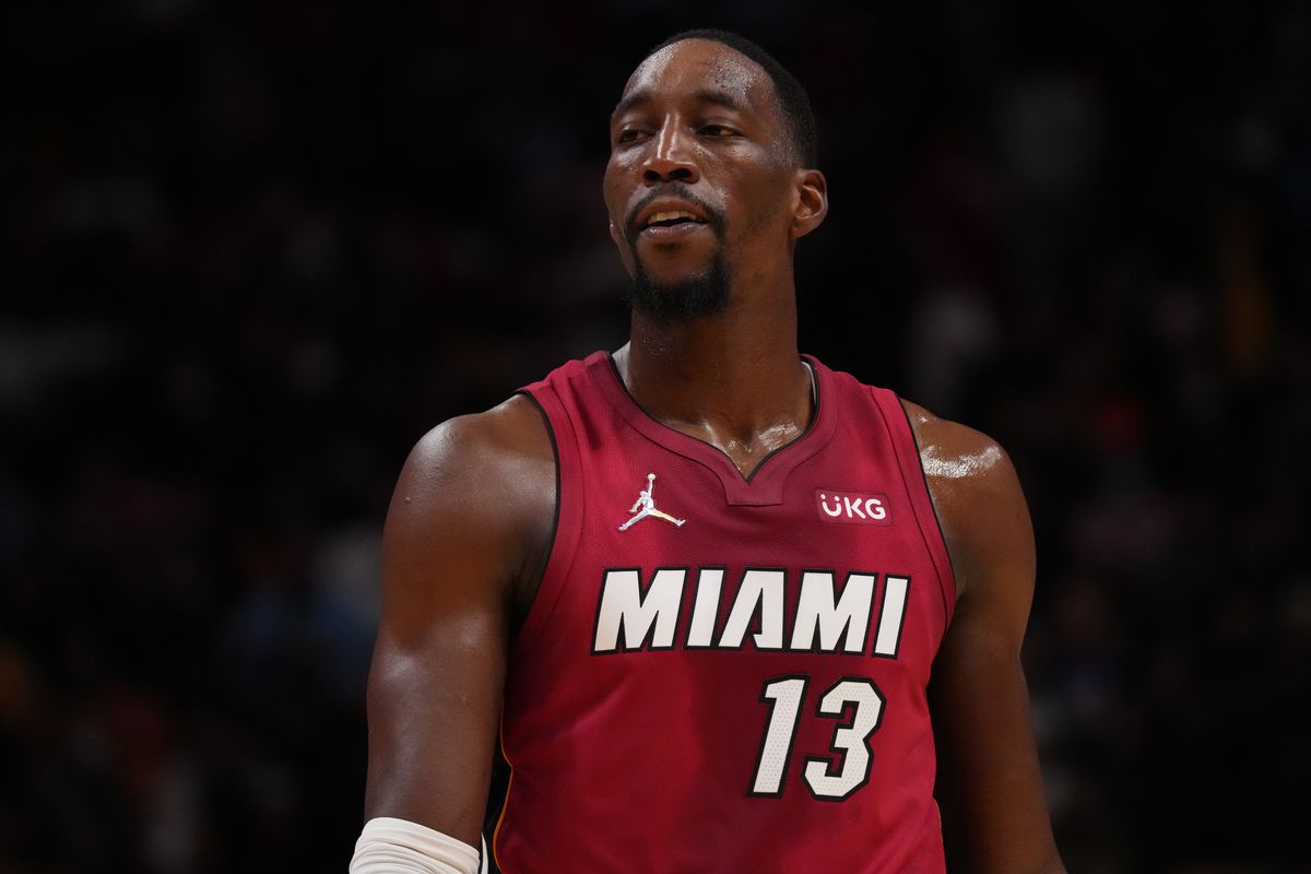 Bam Adebayo #13 of the Miami Heat looks on during the game against the Denver Nuggets during the second half at FTX Arena on November 29, 2021 in Miami, Florida.