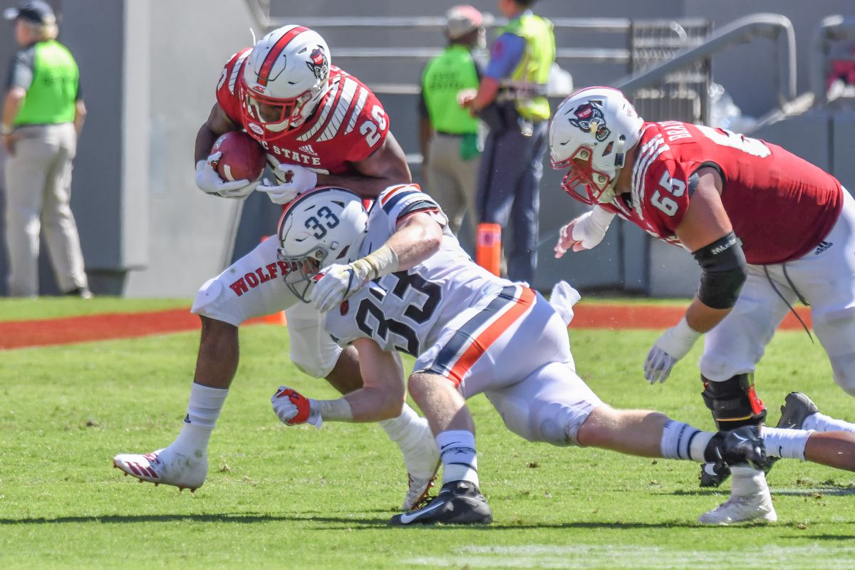 COLLEGE FOOTBALL: SEP 29 Virginia at NC State