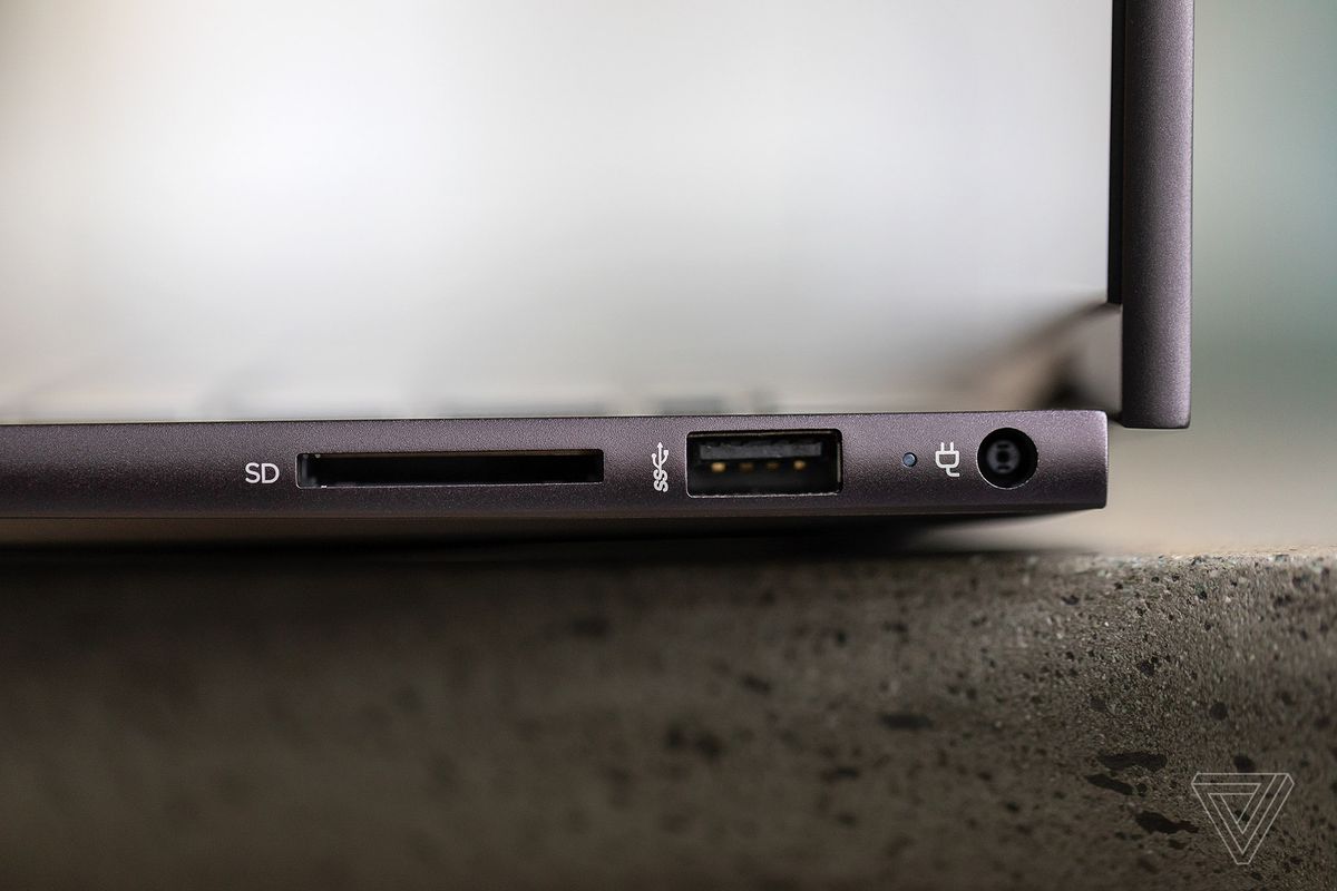 The ports on the right side of the HP Envy x360 15.