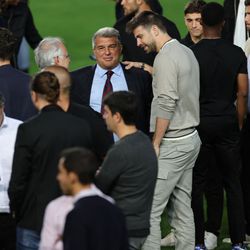 Pique also had a word with Laporta