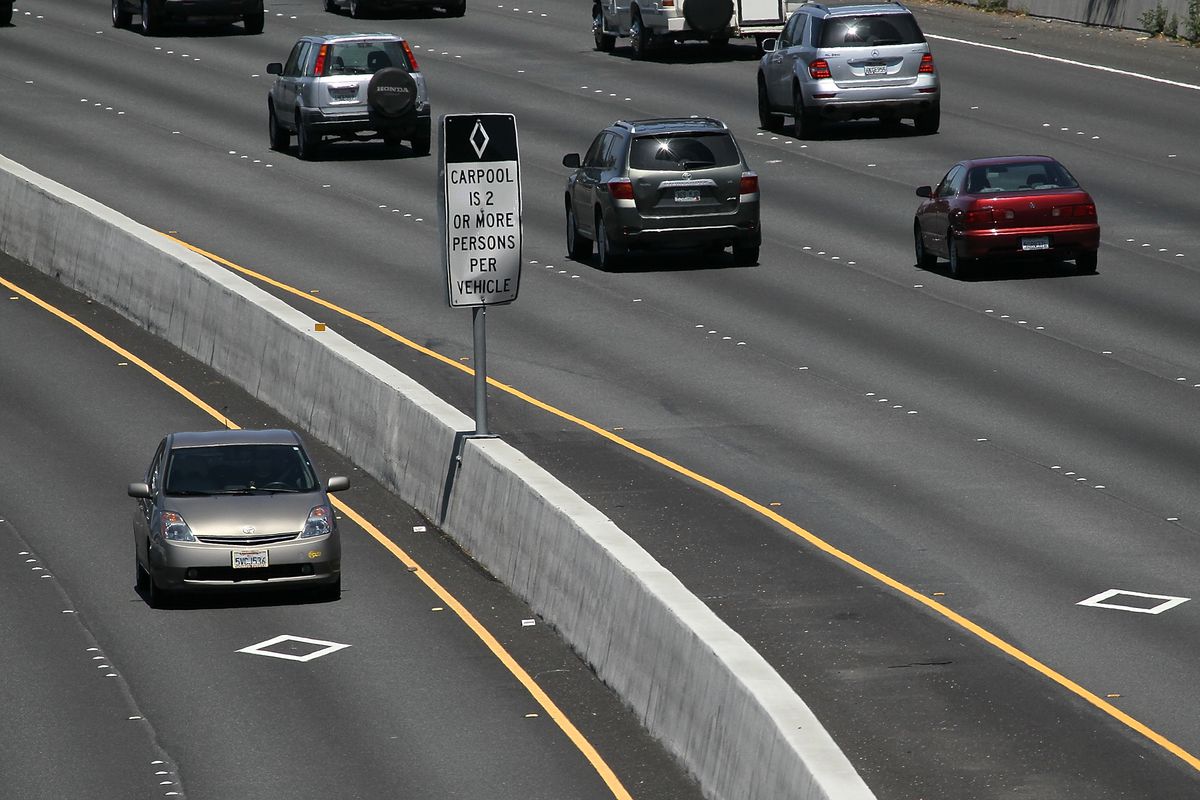California Tightens Policy For Hybird Drivers Access To Carpool Lanes