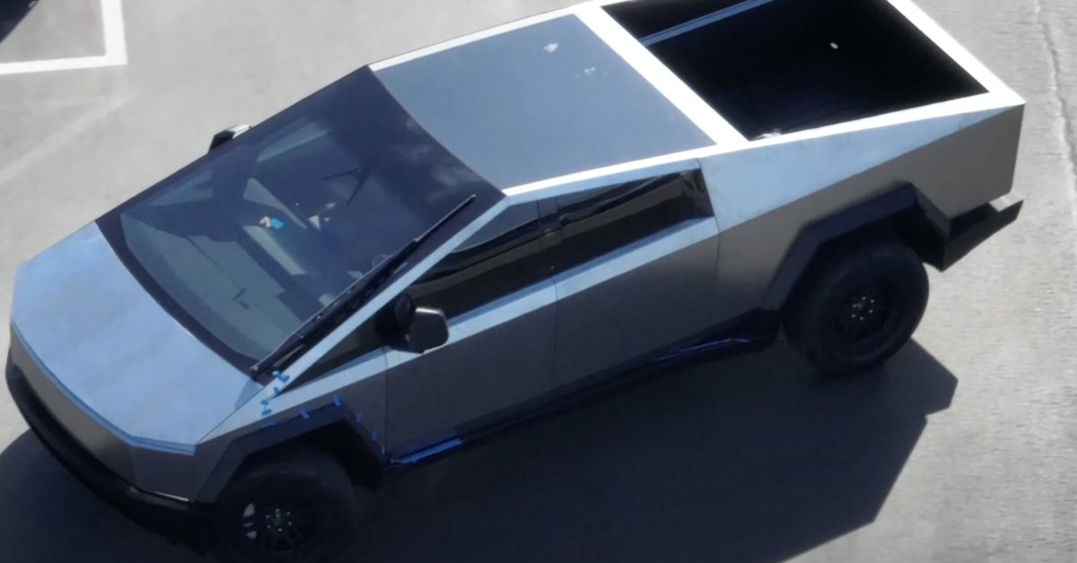 no easy solution for tesla cybertrucks ically large windshield wiper elon musk says