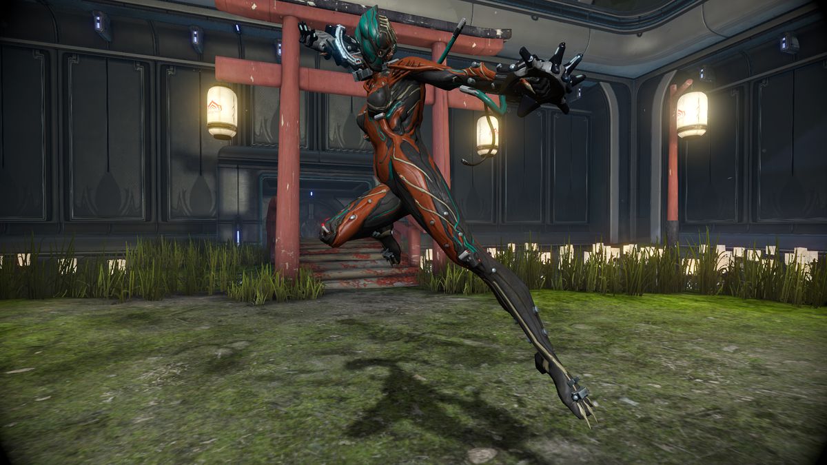 Warframe - a Tenno ready for combat
