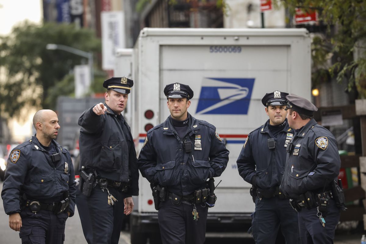12th Suspicious Package Intercepted At NYC Post Office Addressed To James Clapper And CNN