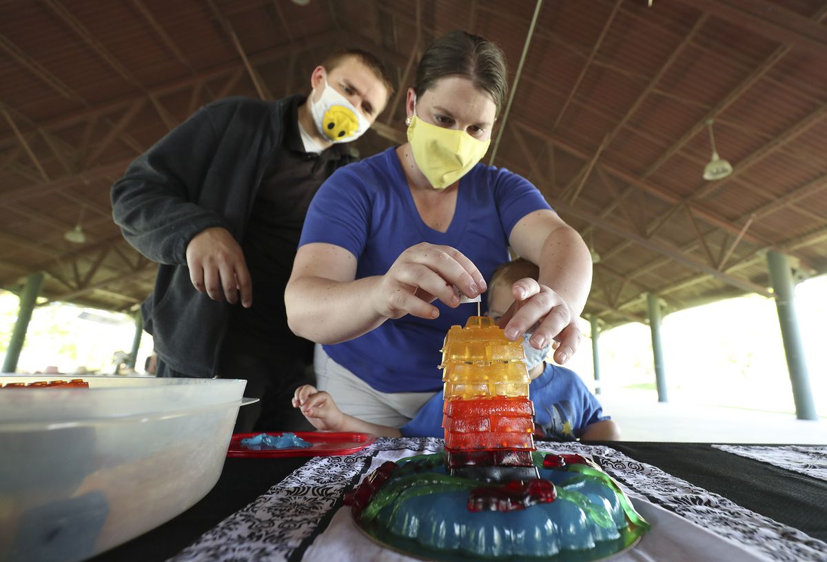 David and Morgan Rappleye and son, Nathan, build their Jell-O design during Utah Foods Cook Off at Thanksgiving Point in Lehi on Saturday. The event was a way to celebrate Utah’s unique pioneer heritage and food culture.