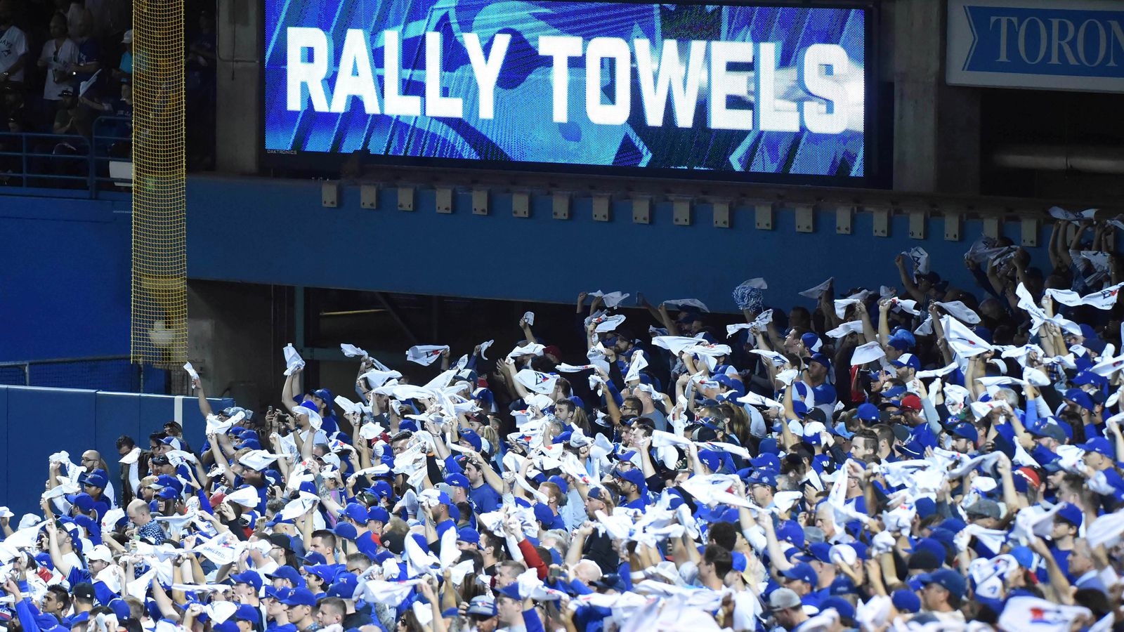 Baseball bans white rally towels - Bluebird Banter