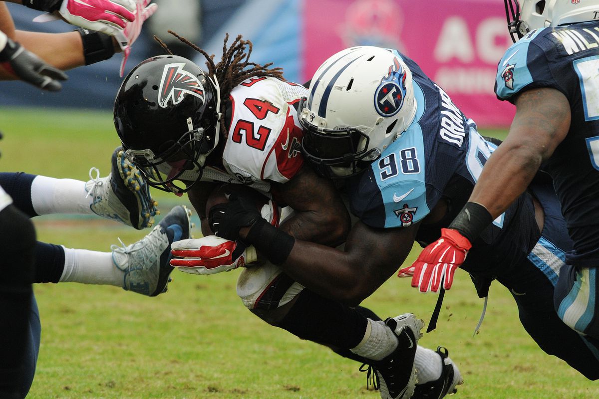 NFL: OCT 25 Falcons at Titans