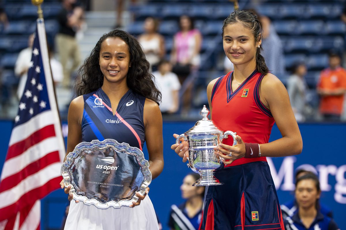 Emma Raducanu of Great Britain and Leylah Fernandez of Canada pose with their trophies after the final of the women’s singles of the US Open at the USTA Billie Jean King National Tennis Center on September 11, 2021 in New York City.