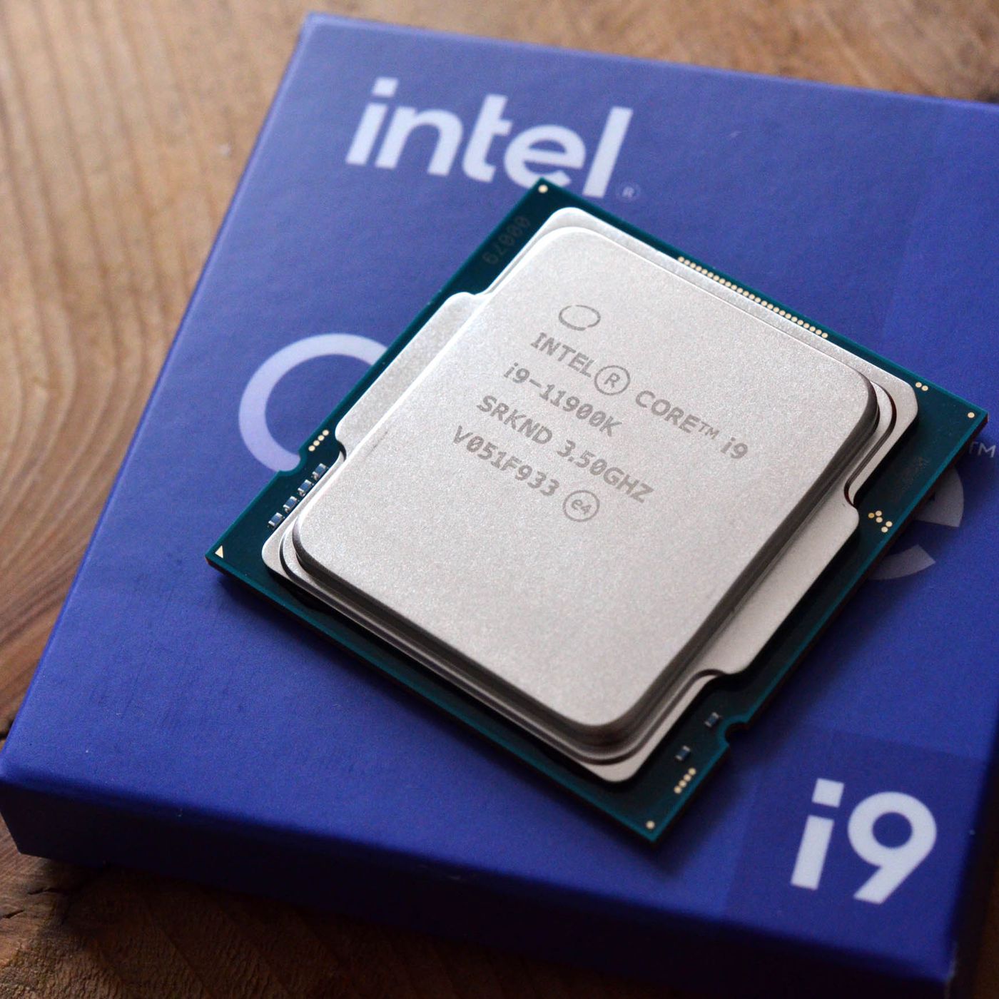 CPU Intel Core i9 11900k 本体のみ