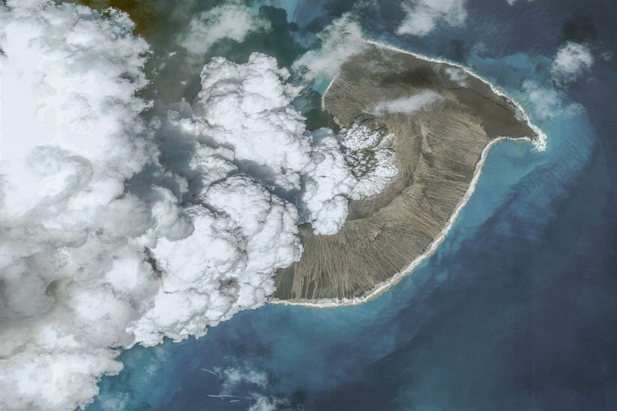 Satellite Images Show Before/After Hunga Tonga-Hunga Ha’apai Volcano Eruption
