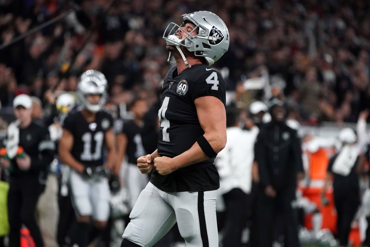NFL: Chicago Bears at Oakland Raiders