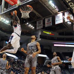 UConn's Antwoine Anderson (0) dunks during the Monmouth Hawks vs UConn Huskies men's college basketball game at the XL Center in Hartford, CT on December 2, 2017.