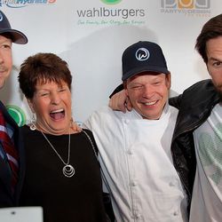 Donnie, mom Alma, Paul and Mark Wahlberg.