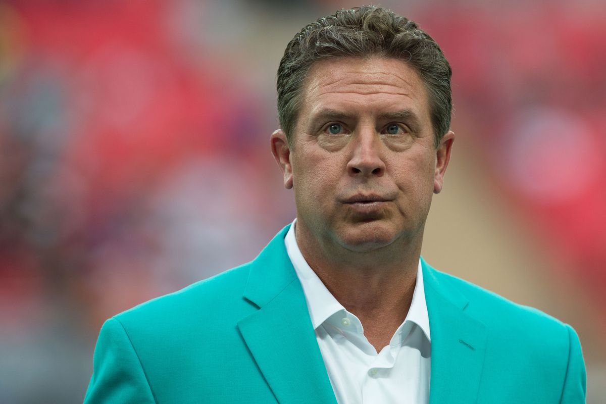 I'm trying to figure out how much Dan Marino counts against the FanDuel salary cap.