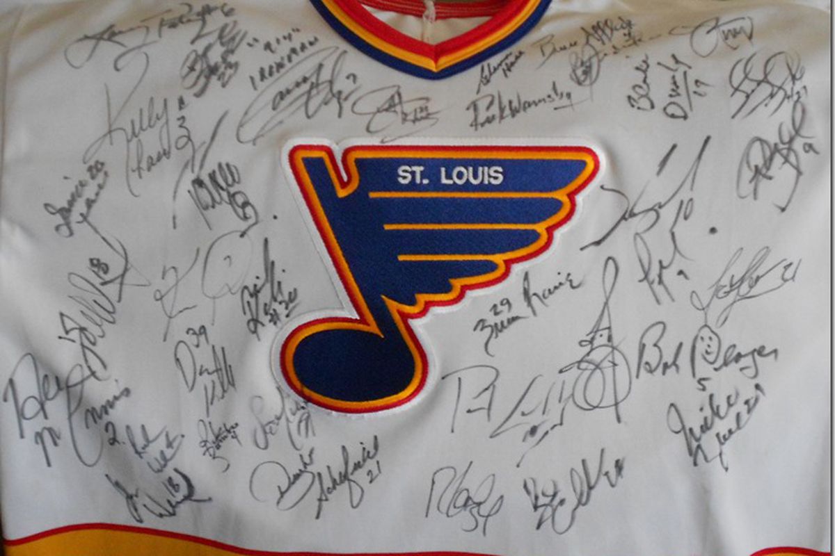 Memorabilia Corner:  Alumni jersey, signed by over 40 past members of the St. Louis Blues. How many can you identify?