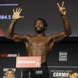 Jared Cannonier poses at UFC 230 weigh-ins.